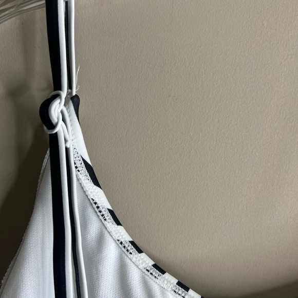 No Boundaries swimsuit large - Picture 6 of 10